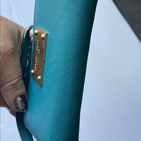 Michael Kors wristlet/wallet - Picture 6 of 10